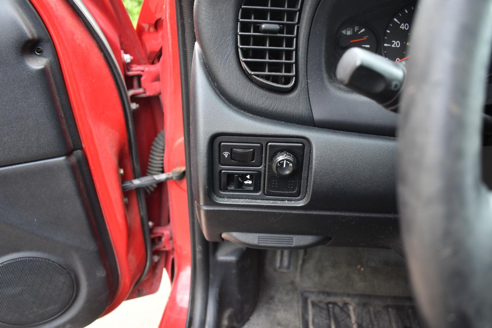 2005 Red Nissan Sentra 1.8 (3N1CB51D25L) with an 1.8L L4 DOHC 16V engine, 4 SPEED AUTOMATIC transmission, located at 5925 E. BELKNAP ST., HALTOM CITY, TX, 76117, (817) 834-4222, 32.803799, -97.259003 - Photo#8